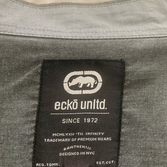 Casual button down short sleeve shirt, XL in size - Picture 3 of 5